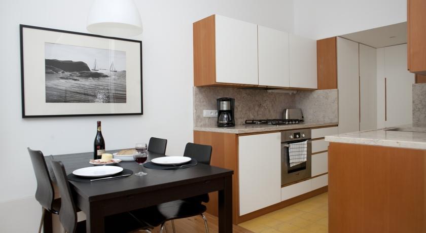 Freedom Serviced Apartments - Cais Do Sodre Lisbon Luaran gambar